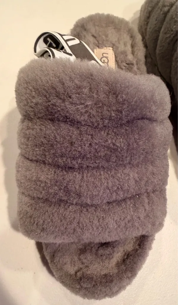 UGG | Women's Fluff Yeah Slide slippers. Size: 9 - Image 11