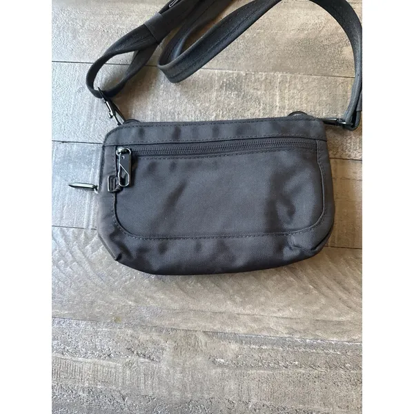 Anti-Theft Tailored Convertible‎ Crossbody Clutch 9" x 5.25" x 2" - Image 2