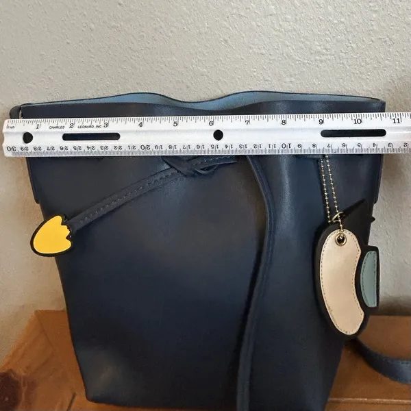 Disney Donald Blue Bucket Style Tote/Purse Pull‎ Closure Key Chain NWOT - Image 8