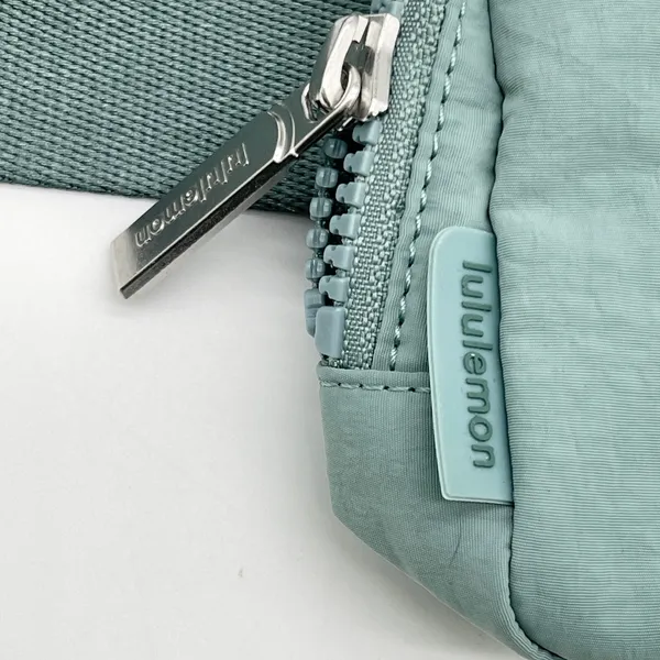 Lululemon Everywhere Belt Bag Crater Blue Water Repellent Gorpcore Sporty Unisex - Image 5