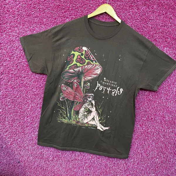 Melanie Martinez Portals Mushroom Fairy T-Shirt XXL - Image 3