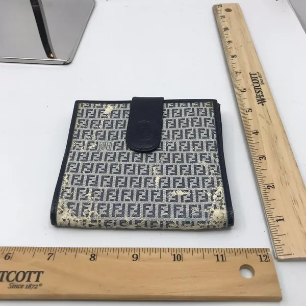 Fendi Vintage Wallet - Image 5