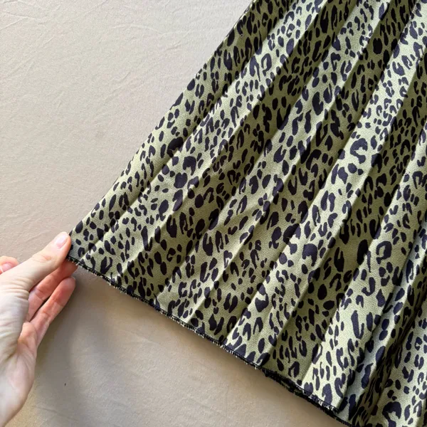 Zara Cheetah Print Pleated Midi Skirt - Image 3