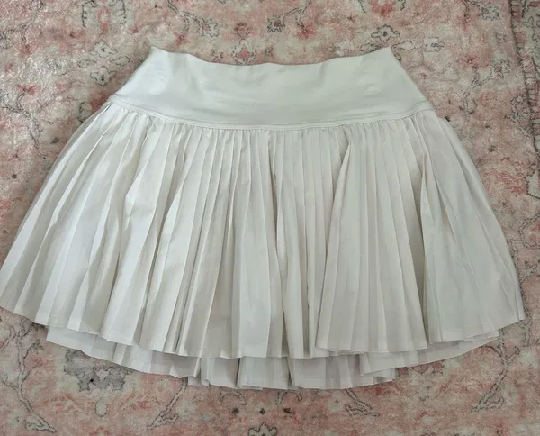 Aerie skirt - Image 3