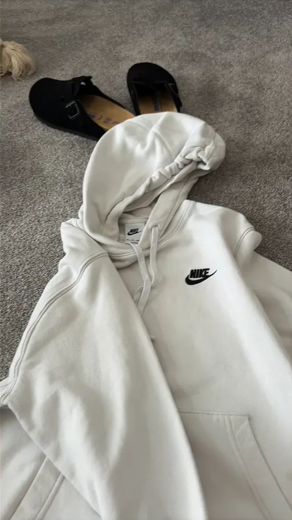 Nike Hoodie - Image 3