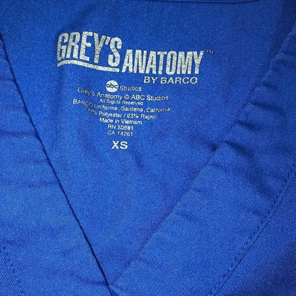 GREYS Anatomy by Barco size xsmall blue nurses/RN/LPN medical scrubs top - Image 3