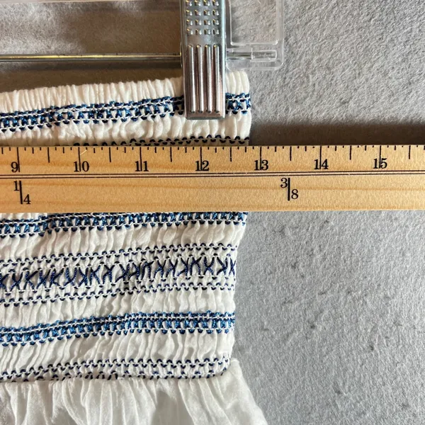 772 | NWT American‎ Eagle Embroidered Smocked Peplum Tube Top White Blue XS - Image 3