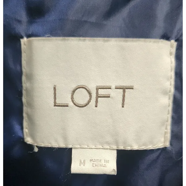 LOFT Women's Navy Blue Puffer Vest‎ Sleeveless Quilted Lightweight Coat - Image 3