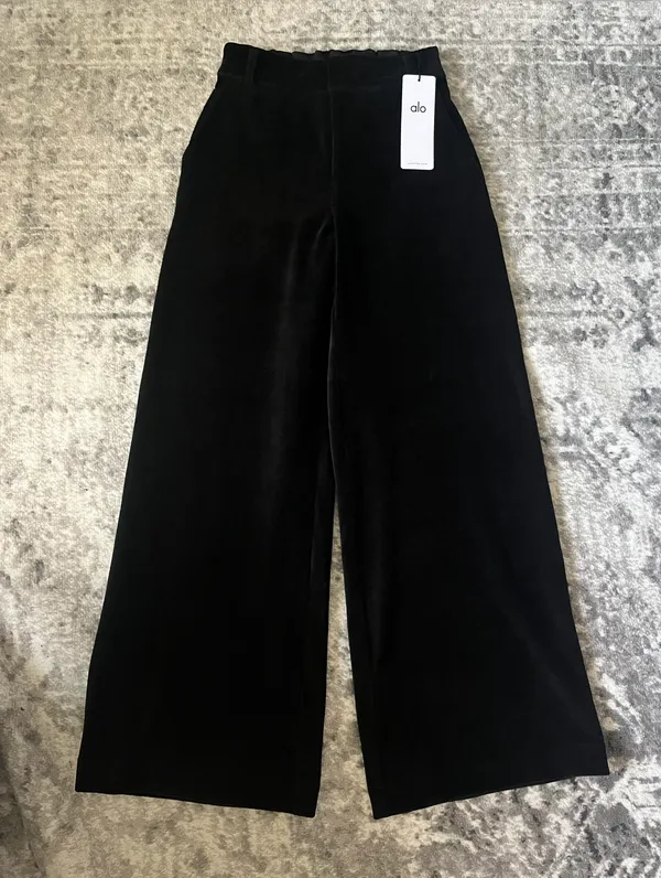 New Micro Corduroy Mid-Rise Dreamer Wide Leg Trouser - Image 2