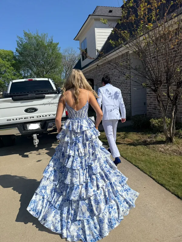 Sherri Hill Prom Dress 57662 Size 6 like new $800 - Image 4