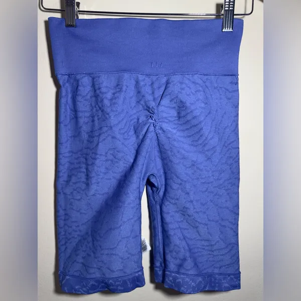 Gymshark Cobalt Blue Patterned Leggings Sz medium - Image 4