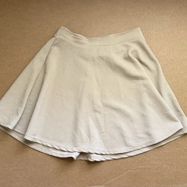 Charlotte Russe Ribbed Knit Skater Skirt Tan Women Size M - Image 3