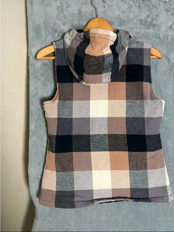 KAVU VEST SIZE‎ SMALL - Image 4
