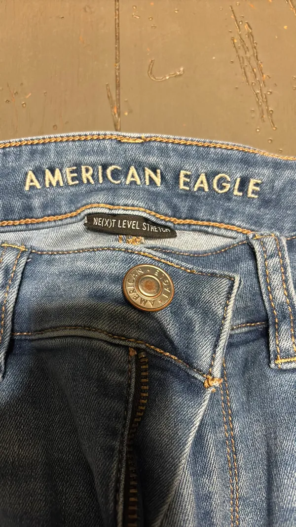 American Eagle Skinny Jeans - Image 3