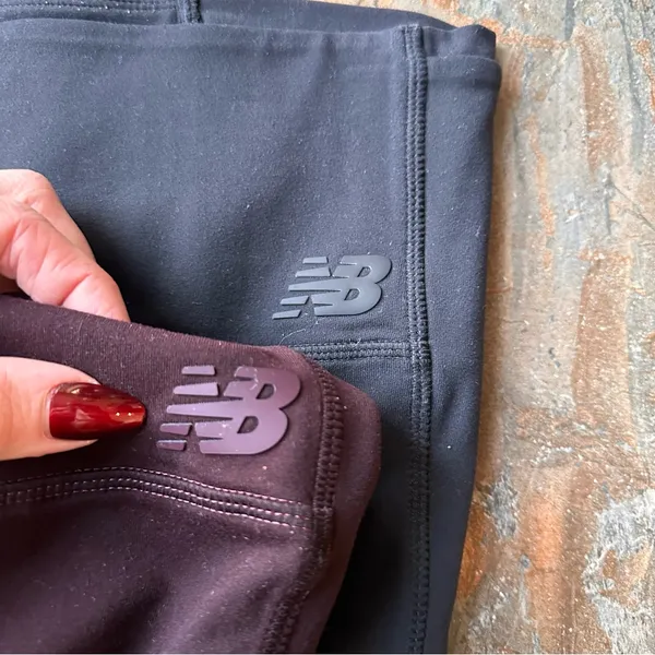 New Balance Dry Leggings Bundle Women's Size Medium Black and Maroon - Image 7