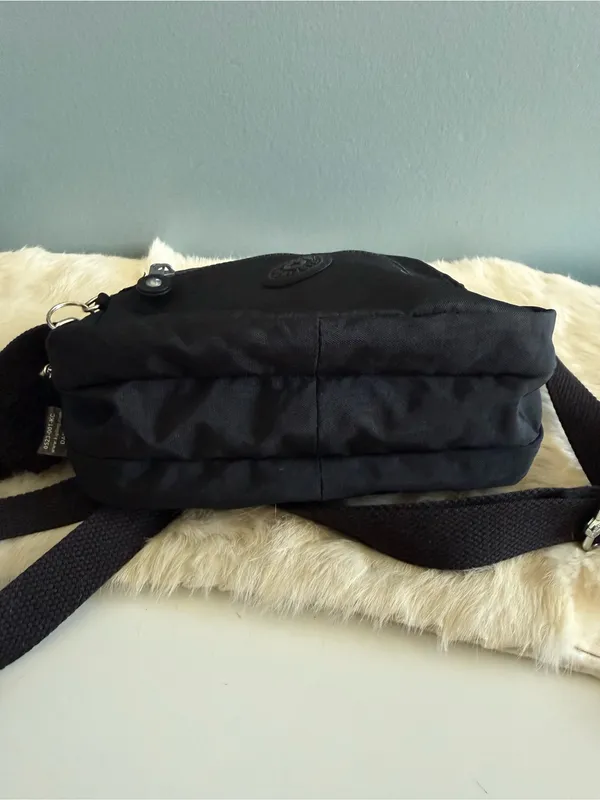 Kipling Keefe Black Crossbody Bag - Image 9