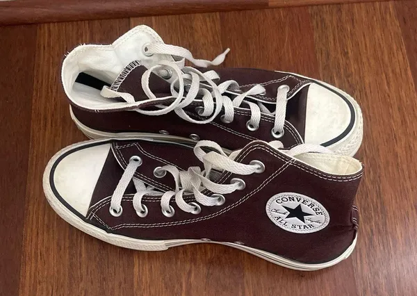 Brown Converse High-Top - Image 2