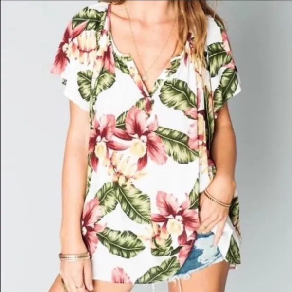 Show me‎ your Mumu flowy Hawaiian blouse size small - Image 4
