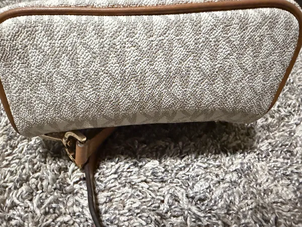Michael Kors Backpack Mini - Image 9