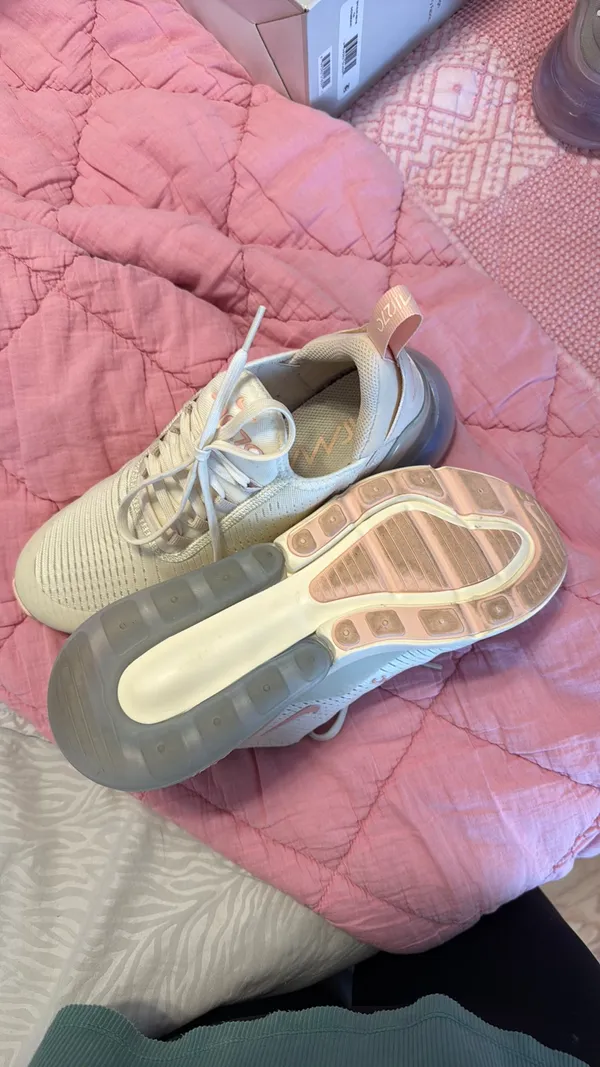 Nike Air Max 270 - Image 2