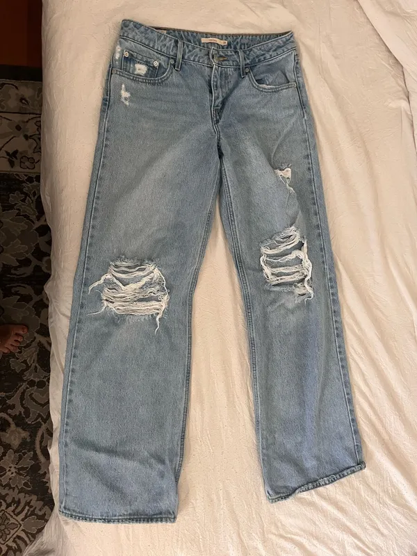Levi’s Low Loose Jeans - Image 9