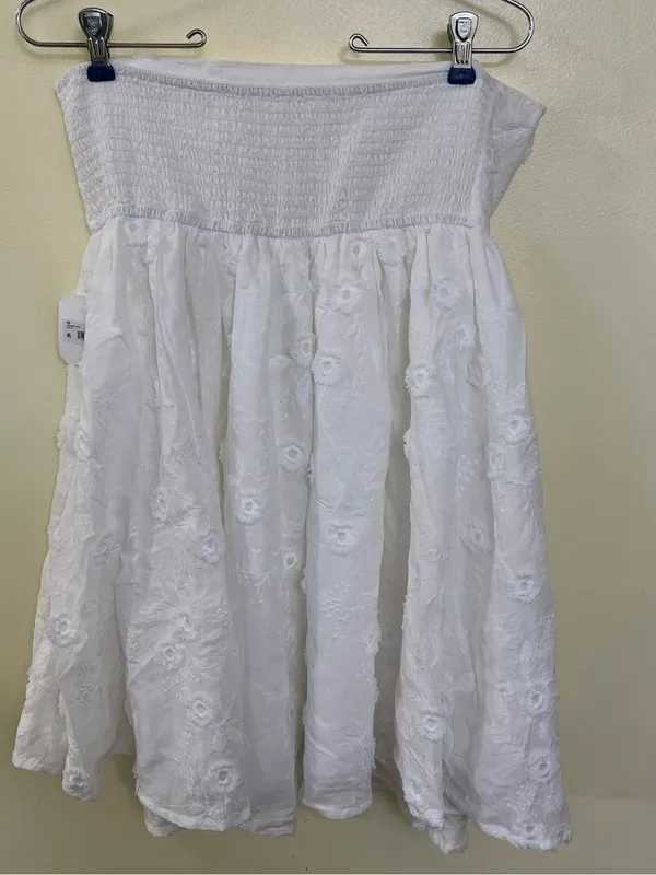 NEW Altar’d State White Strapless Embroidered Floral Mini Dress Size Medium NWT - Image 6