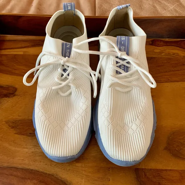 White Stretch Knit Sneakers Size 8.5 - Image 6