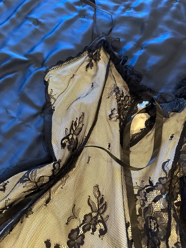 Lace Dress Yellow - Image 4