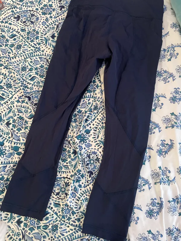 Lululemon Leggings - Image 4
