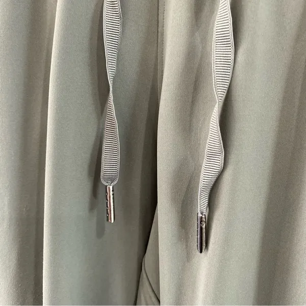 Lululemon On The Fly 7/8 Olive Green Tapered Ankle Athletic Pants W5BPNS Sz 2‎ - Image 3