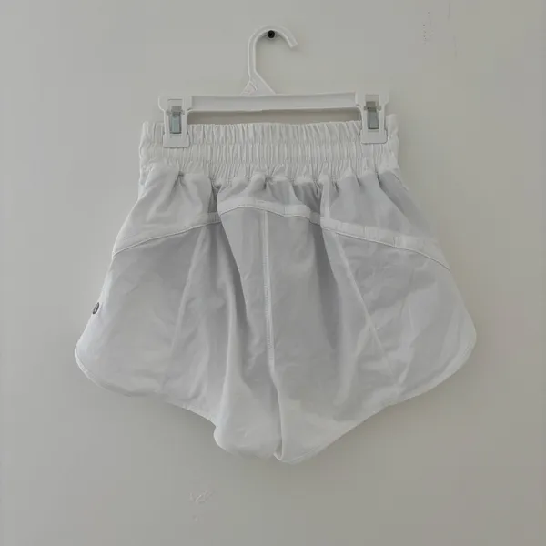 Lululemon white track that HR shorts  - Image 4