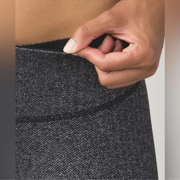 Lululemon Wunder Under Pant III Heathered Herringbone Heathered Black Size 6 - Image 5