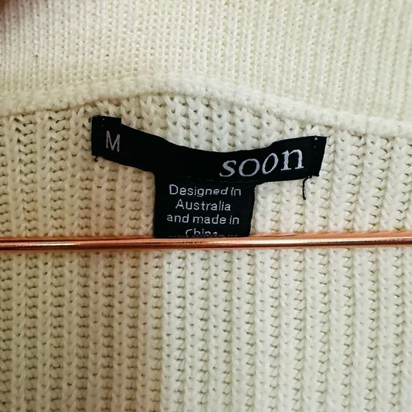 SOON Maternity Jenni Black White Striped Collared V-Neckline Sweater Size Medium - Image 7