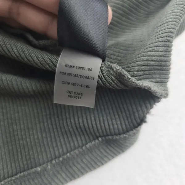 Torrid -1639 Super Soft Knits Green Ribbed Tank Top V Neck Sleeveless Size 0 / L - Image 8