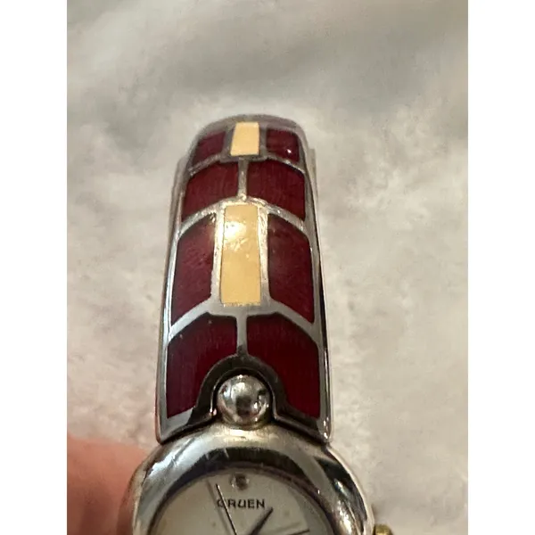 Gruen‎ Quartz Bangle Watch Red and Silver Tone Stylish Womens Jewelry - Image 4