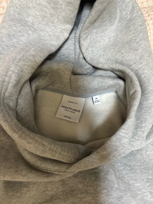Aritzia Perfect Fit Sweatfleece Hoodie Grey - Image 2
