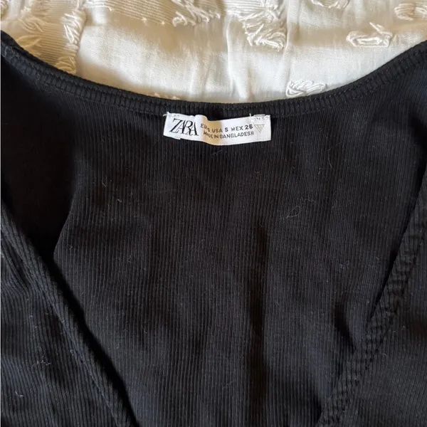 ZARA Size S Black Ribbed Ruched V-Neck Tank - Image 2