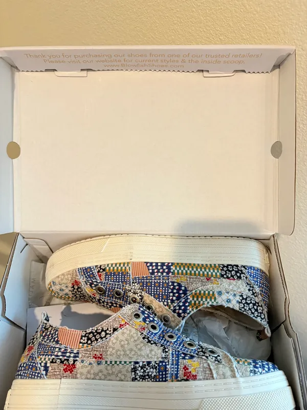 Malibu Blowfish Super Play Sneakers - Image 3