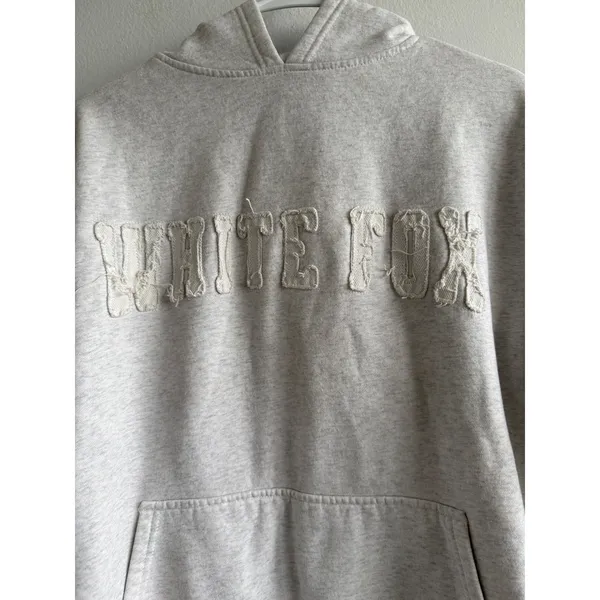 White Fox Oatmeal Heather Frayed Logo Fleece‎ Pullover Hoodie XS/S Womens - Image 2