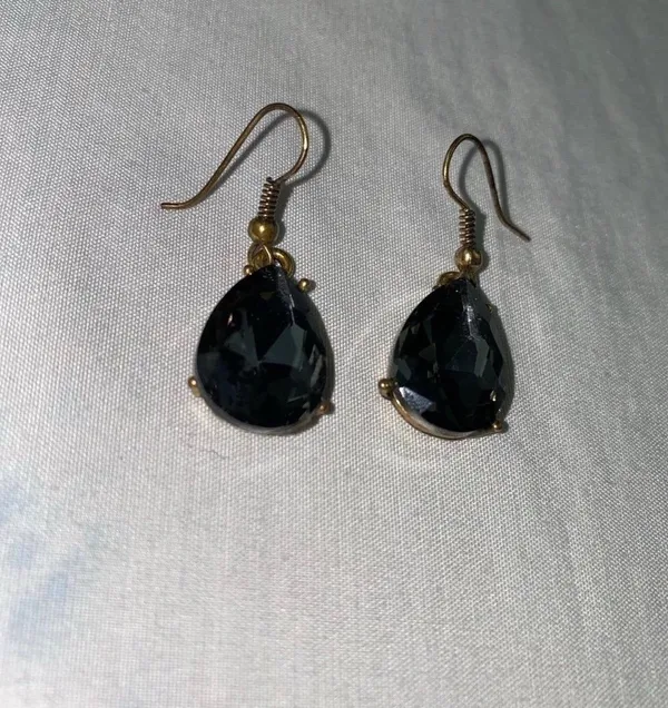 Black Earrings - Image 2