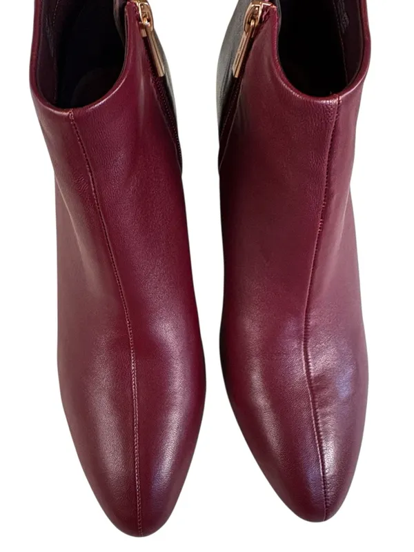 Like New Liverpool Leather LAZ Open Wedge Ankle Boots Size 10 - Image 5