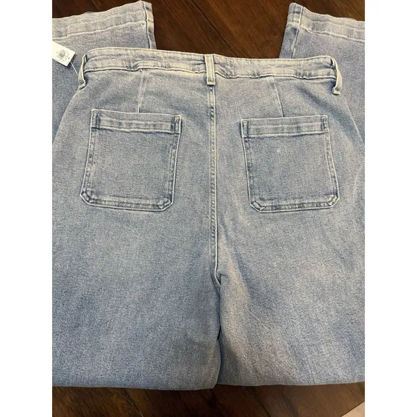 Old Navy Sky-Hi Wide Leg Jeans Extra High Rise Medium Wash Blue Size 14 NEW - Image 2