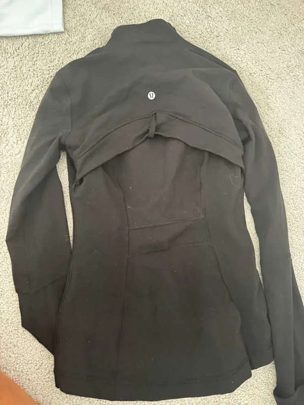 Lululemon Black lulu define jacket size 4 - Image 2