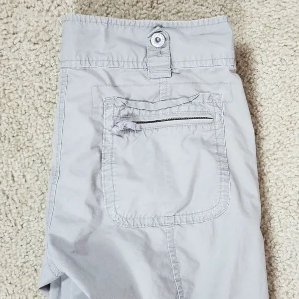 Gap capris - Image 4