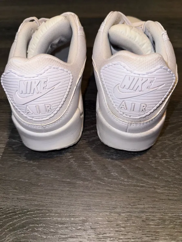 Nike Air Max 90s - Image 5