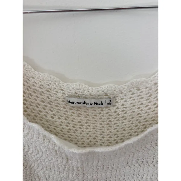 Abercrombie & Fitch Cream Crochet Knit Crop Top Scoop Neck Short Sleeve Small - Image 2