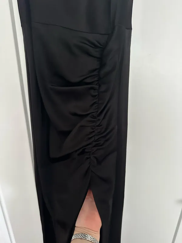 Alice + Olivia Black Dress - Image 5