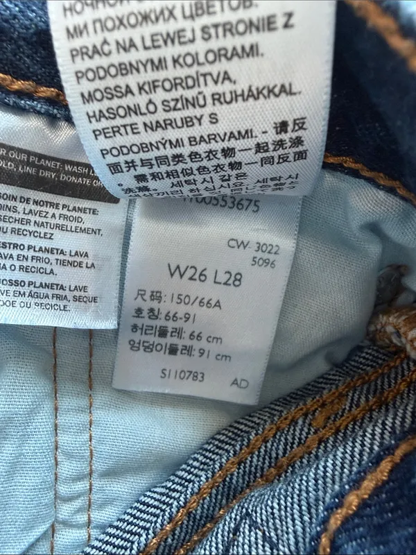 Levis 501 Premium Dark Wash Button Fly Jeans 28" Inseam Size 26 - Image 7