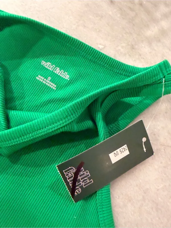 NWT Wild Fable Size S Green Ribbed High Neck Cropped Racerback Stretch Tank Top - Image 8