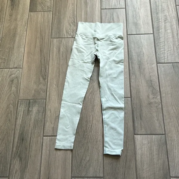 Ribbed light mint seemless leggings Green - Image 3